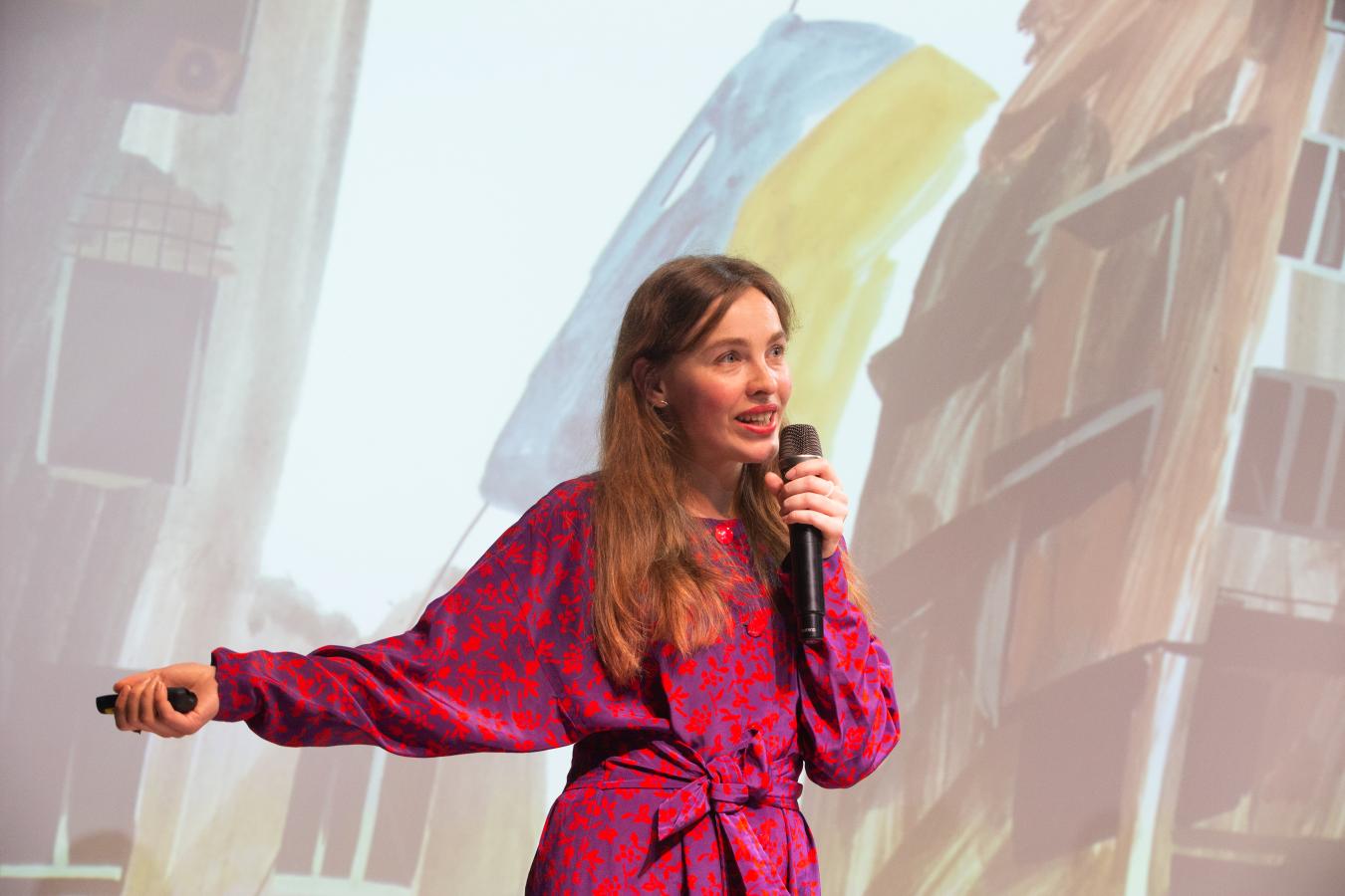 Ukrainian artist Oksana Mykhanko was one of the speakers of the symposium. Photo: Katri Naukkarinen